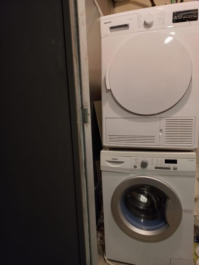 Apartments4You Leonardo 11 バト・ヤム エクステリア 写真